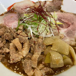 肉拉麺
