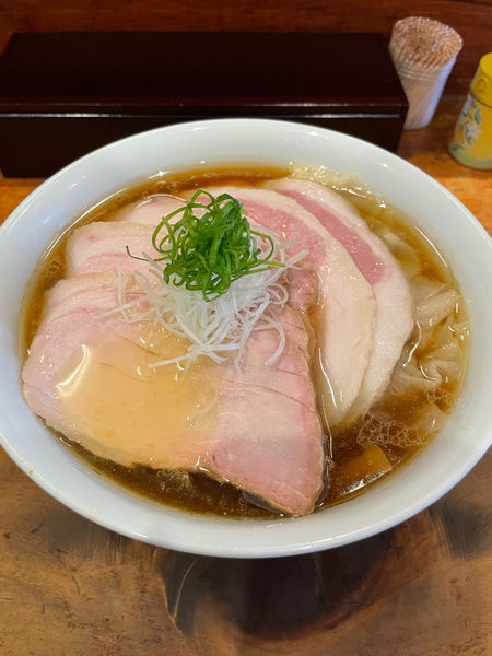 「焼豚ワンタンそば」@中華そば しば田の写真