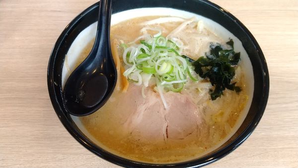 「味噌らーめん800円」@麺や 虎鉄 西岡店の写真