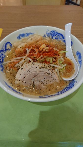「ラーメン」@ジャンクガレッジ イオンレイクタウンmori店の写真