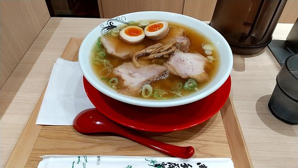 「味玉らーめん（９７０円）」@七彩飯店の写真