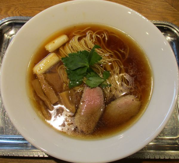 「鴨南醤油ラーメン（中）　850円」@中華そば 瀧壺の写真