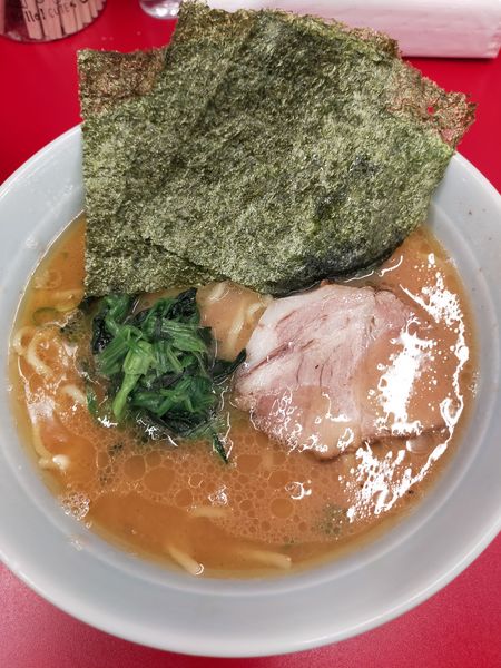 「ラーメン」@横浜家系ラーメン おうじ家の写真