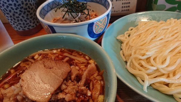 「チャーシュー入り」@つけそば屋 麺楽の写真