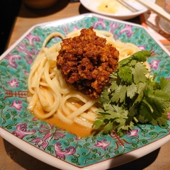 小籠包 包伸一の画像