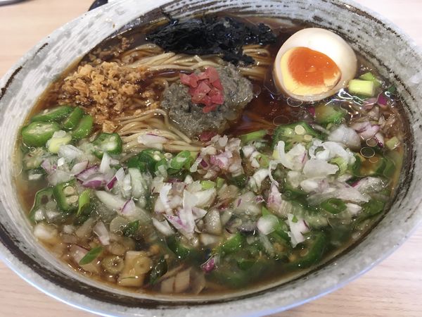 「梅にぼりと熟成醤油の冷やし煮干しらーめん」@煮干しらーめん 田中にぼるの写真