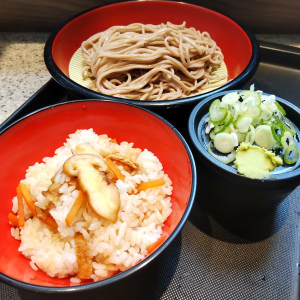 「【季節限定/数量限定】ミニ松茸丼セット（￥580）」@名代 富士そば 京急蒲田店の写真