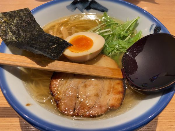 「塩らーめん」@AFURI 立川店の写真