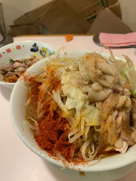 「小すっぱ辛 ゼンマシアブリ スペシャル卵」@成蹊前ラーメン 吉祥寺の写真