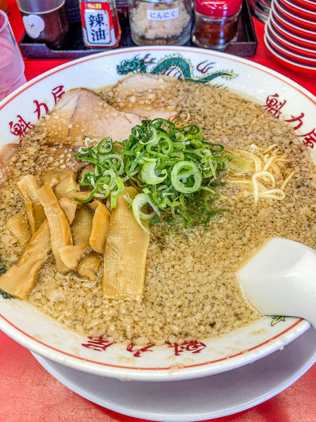 「特製醤油ラーメン」@ラーメン 魁力屋 鎌倉手広店の写真