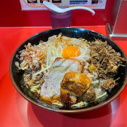 辛いまぜそば　辛さ3倍　ほぐし豚