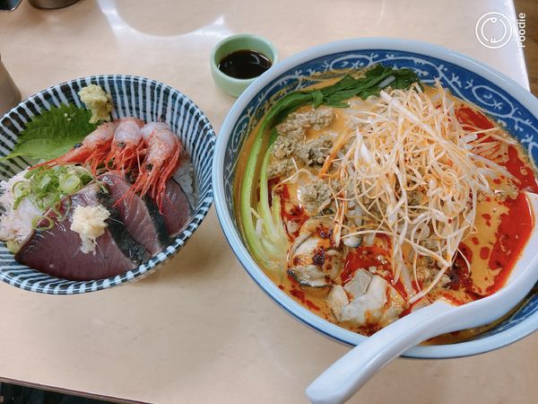 「【限定Ａ】牡蠣たんたんめん＋限定丼」@中華そば よしかわの写真