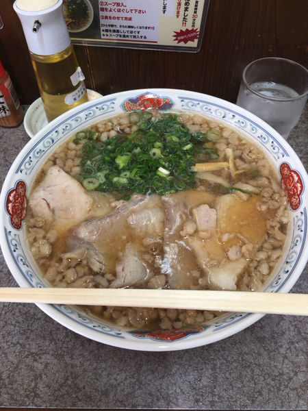 「中華そば特盛背脂多目」@つたふじ 福山支店の写真