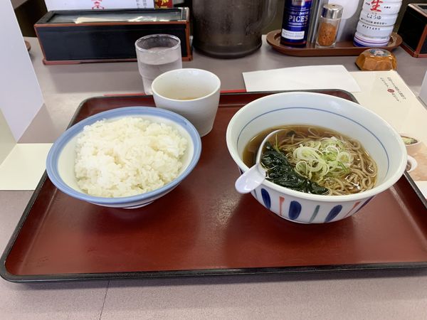 「玉子かけごはん＋温かいそば」@山田うどん 松戸八柱店の写真