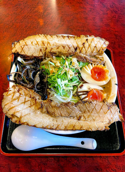 「濃厚芳醇みそらぁめん 炙りちゃあしゅう2枚のせ」@みそ神の写真