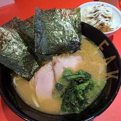 ラーメン 720円(Open500円) 半ライス