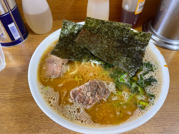 「ラーメン中　柔らかめ・薄め・普通」@ラーメン虎ノ穴の写真