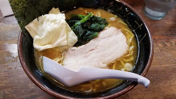 「豚骨醤油らあめん　中　脂多め」@らあめん 寸八 総本店の写真