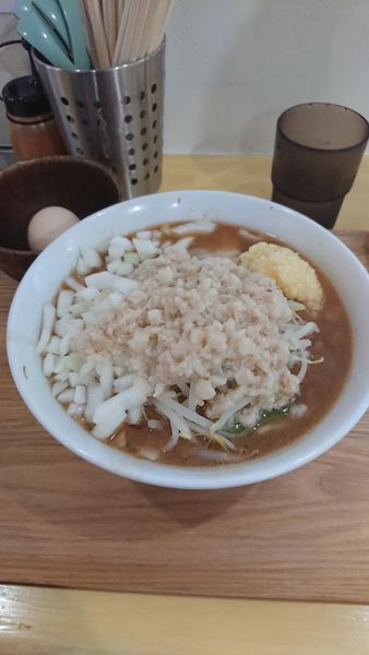 「ラーメンしょうゆ+生玉子」@らーめん おうかの写真