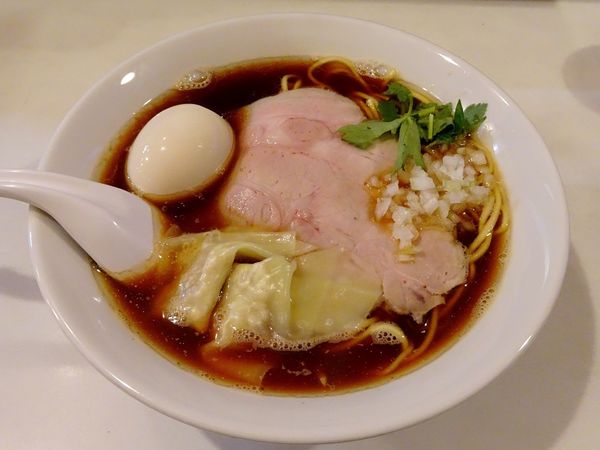 「味玉中華そば（900円）＋チャーシュー丼：小（300円）」@中華そば専門店 一六食堂の写真