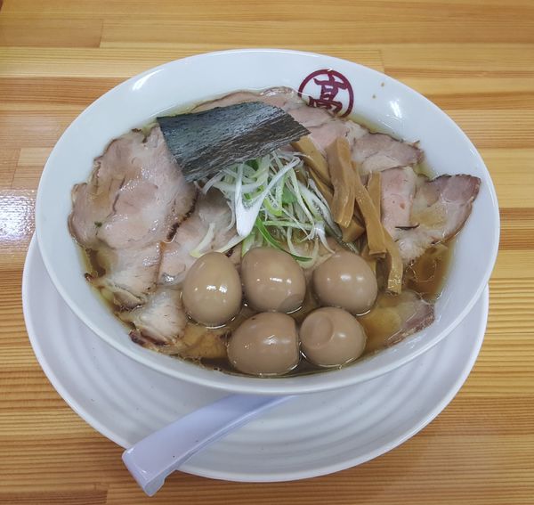 「肉中華＋うずら」@手もみ中華そば 高はしの写真