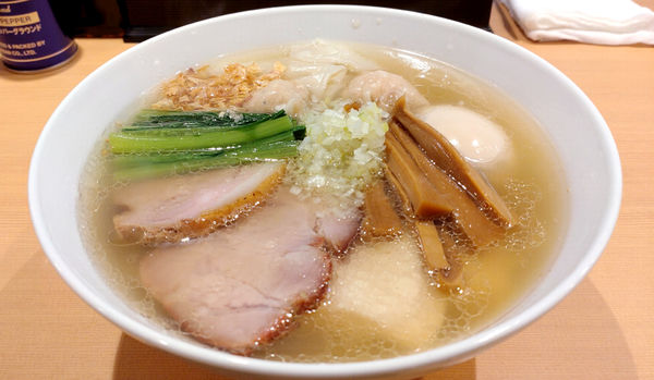 「【夜】塩特製らぁ麺」@らぁ麺 すぎ本の写真