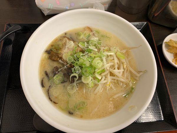 「とんこつラーメン　チャーハンセット」@自家製麺 製麺王の写真