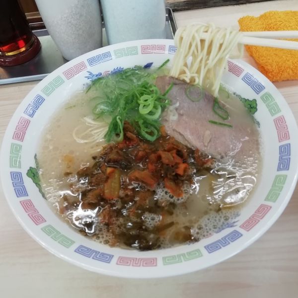 「高菜ラーメン(390円)」@はかたや 春日店の写真