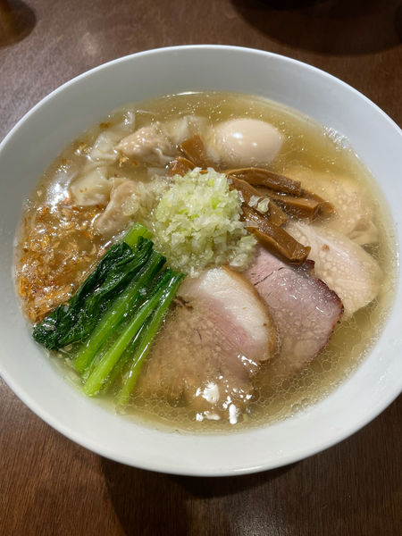 「特製らぁめん塩大盛」@らぁ麺 すぎ本の写真
