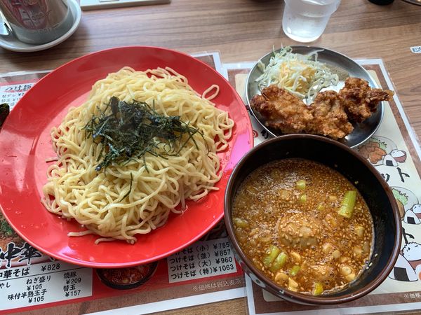 「つけそば唐揚げセット」@廣島つけ麺本舗 ばくだん屋 ekie広島店の写真