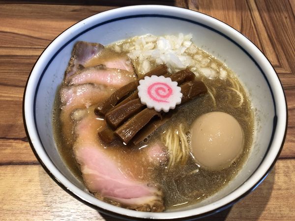 「いりこそば　全部のせ」@中華そば 堀川の写真