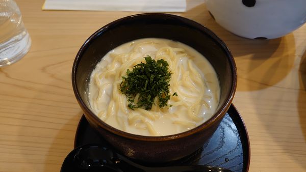 「ロイヤルミルクラーメン 400円」@中華そば すばる食堂の写真