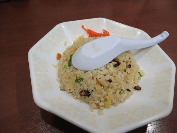 「半チャーハン」@博多ラーメン げんこつ イオンモール大日店の写真