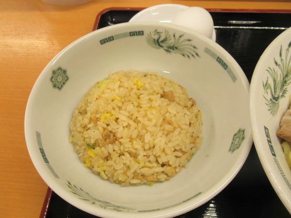 「油そば（570円）＋半チャーハン（270円）」@日高屋 西八王子店の写真