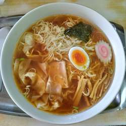 ワンタンメン（￥850）