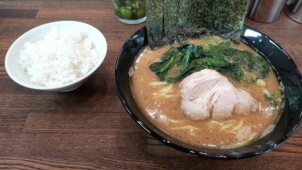 「ラーメン」@麺家 GOOD LUCK 総本店の写真