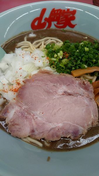 「鬼煮干しラーメン【期間限定】」@ラーメン 山岡家 高崎倉賀野店の写真