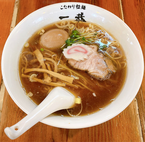 「ラーメン並＋味付たまご」@こだわり拉麺 一恭の写真