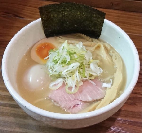 「鶏そば味玉」@どろそば屋 ひろしの写真