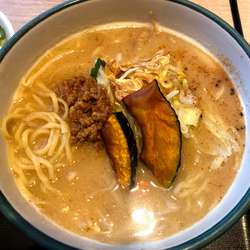 甲州味噌みそらーめん