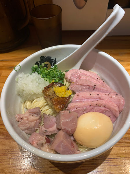 「特製フォアグラ油そば」@満鶏軒の写真