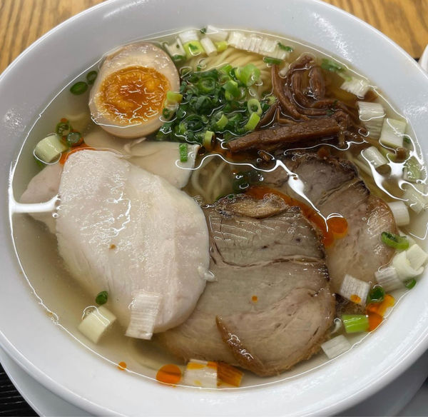 「特製鳥そば塩」@鳥藤とりそばスタンドの写真