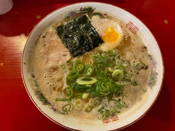 「らーめん」@中洲屋台 長浜ラーメン 初代 健太の写真