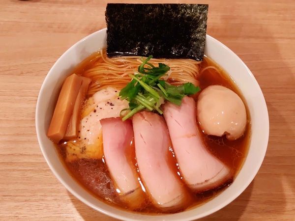 「貝汁旨味そば（＋味玉＋チャーシュー）」@人力俥の写真