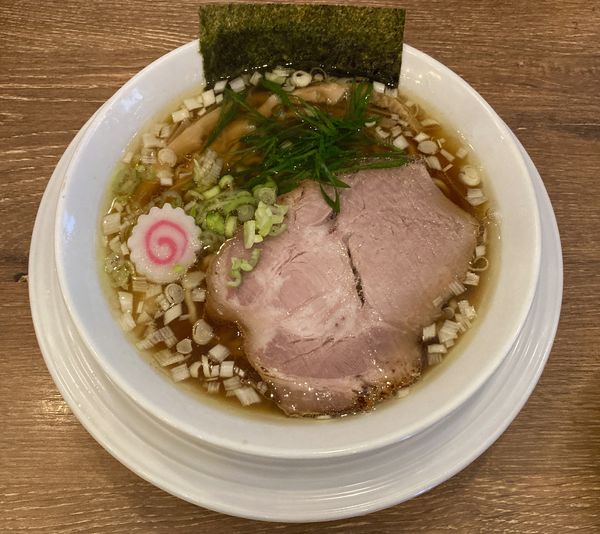 「丸鶏醤油らーめん」@蔵前 中華そば 高ひろの写真