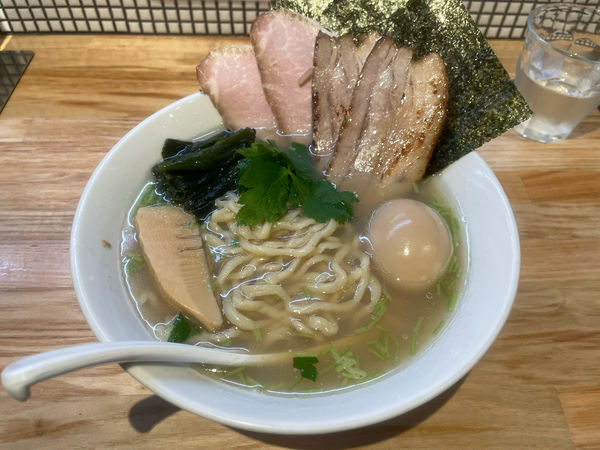 「全部入り貝塩らーめん」@らーめん 改の写真