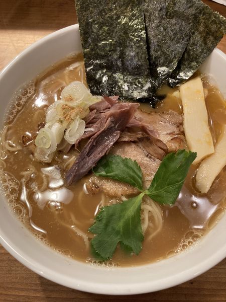 「かぶとらーめん、醤油」@レインボウスパイス食堂カブトの写真