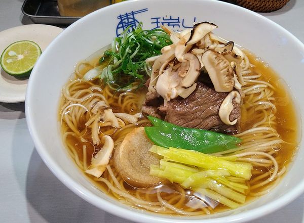 「【限定】松茸と和牛の中華蕎麦 ￥1300」@中華蕎麦 瑞山（ZUIZAN）の写真