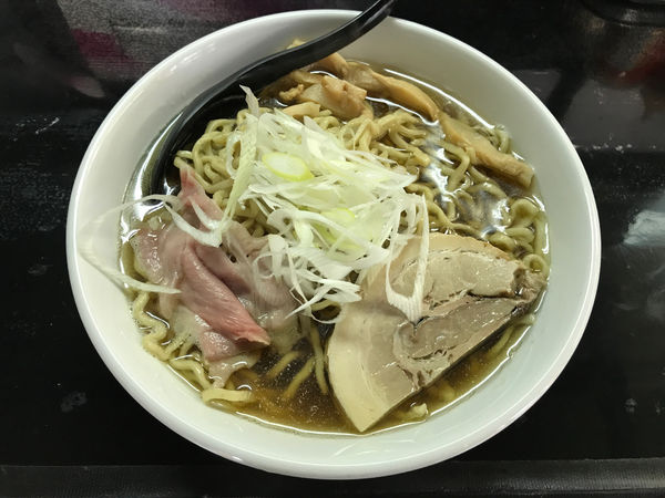 「らーめん 大盛 800円」@自家製麺 結びの写真