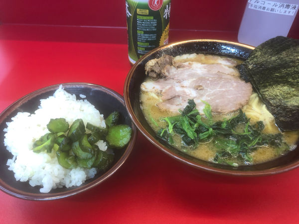 「ラーメン中　肩ロース　のり」@横浜ラーメン 友希家 ～絆～の写真